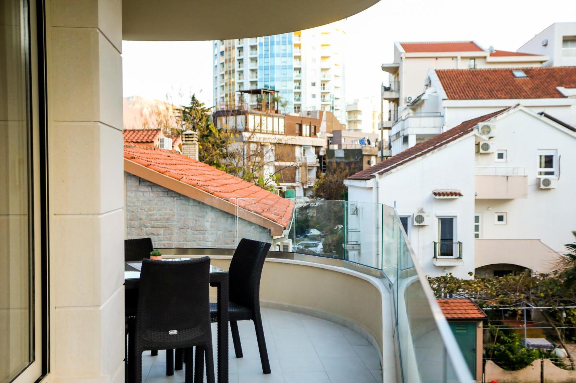 Montesun Boka Apartments Budva Pokoj fotografie